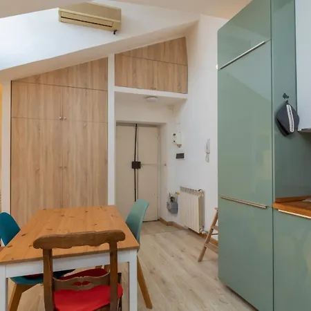 Ihost - Adige 17 Apartment *