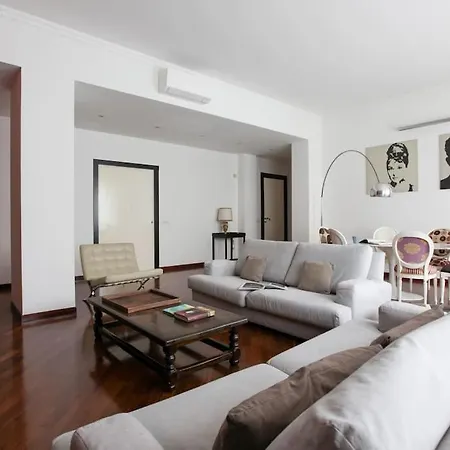 Hacca Collection - Porta Venezia 3br *