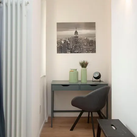 Lejlighed Gambara Urban Flat - Stylish And Next To Metro