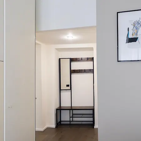 Elegante Bilocale In Zona Risorgimento