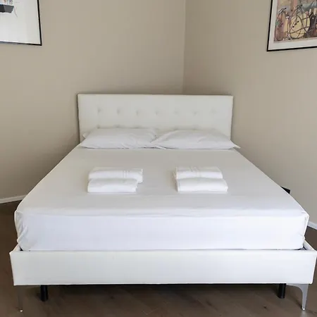 Elegante Bilocale In Zona Risorgimento Apartmán Milán