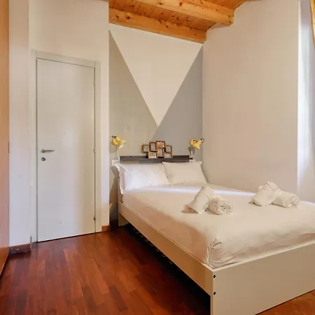 Joivy Welcoming Flat With Balcony Next To Naviglio Grande Apartment *