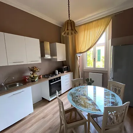 Officina Scrittoria Apartment *