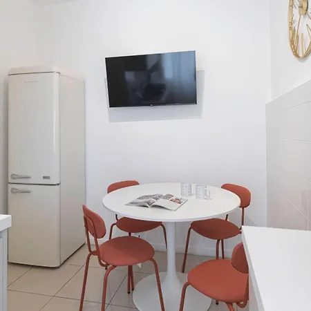 Italianway Comfort - Confalonieri 11 شقة ميلان