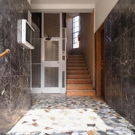 Bonomelli Con Posto Auto Fondazione Prada Apartment
