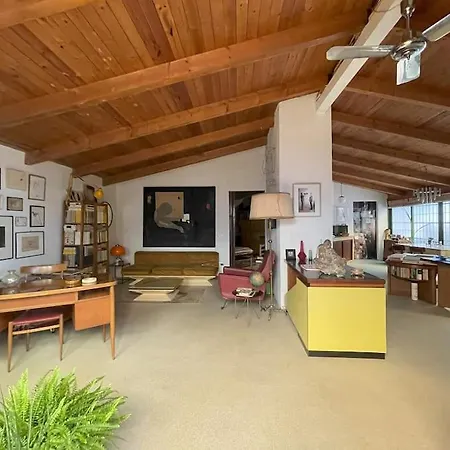 Charming Loft For Art Lovers *