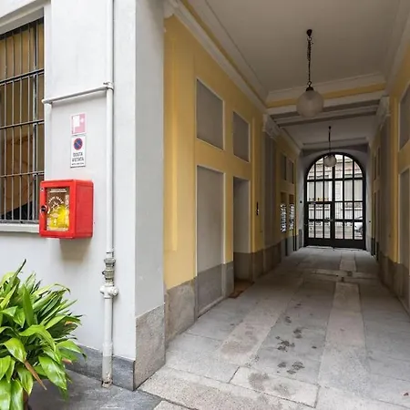 Commenda Loft Apartment Milan