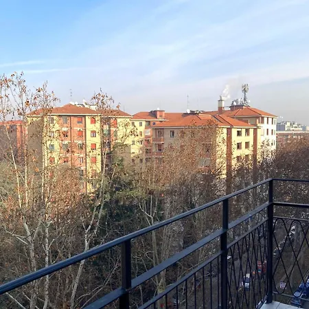 Bilocale Moderno - Lorenteggio 145 Milan