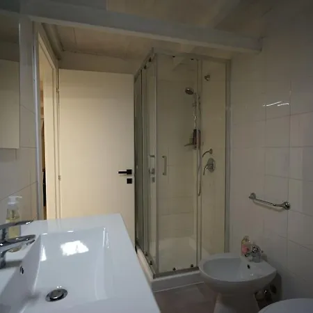 A Due Passi Dal Bosco Verticale Διαμέρισμα