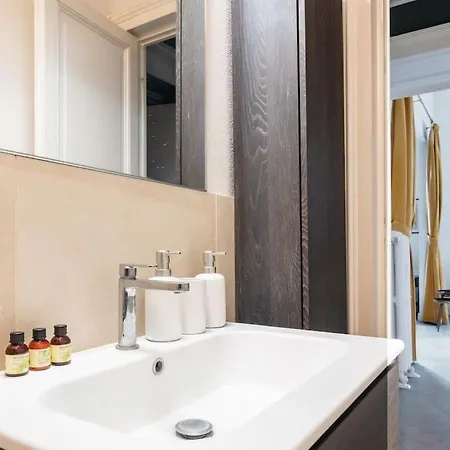 Bilocale Pergolesi Appartement Milan