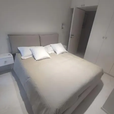 Aporti Lägenhet Milano