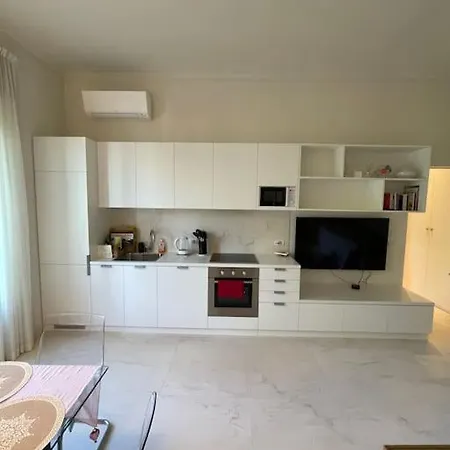 Aporti Apartment