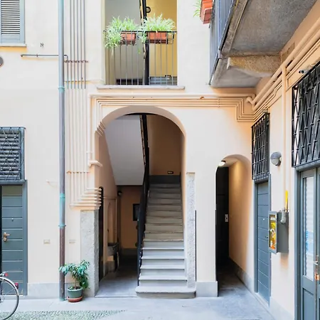 Apartament Central Studio Mediolan