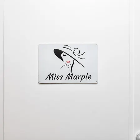 Apartment Ms Marple Luxury Station Milan