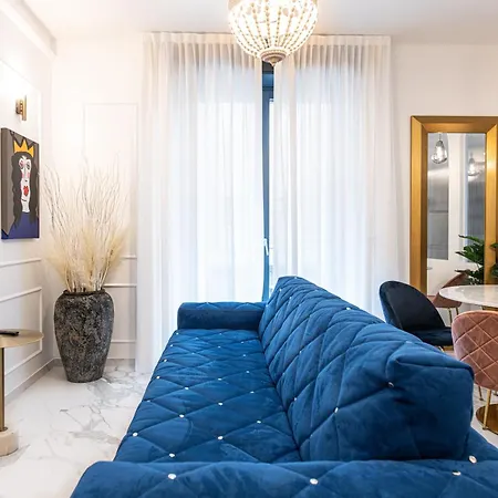 Ms Marple Luxury Station