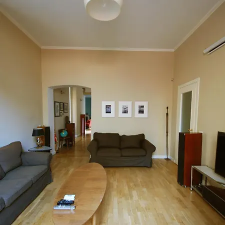 Bramante Apartment *