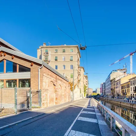 Italianflat - Canal Couture, Navigli Luxury Retreat Apartment *