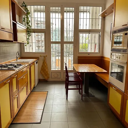 Citta Vicino Metro Apartment Milan