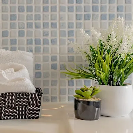 Lejlighed Bright & Cozy - Center *