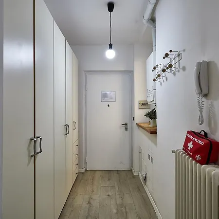 Nuovo Elegant Apartment