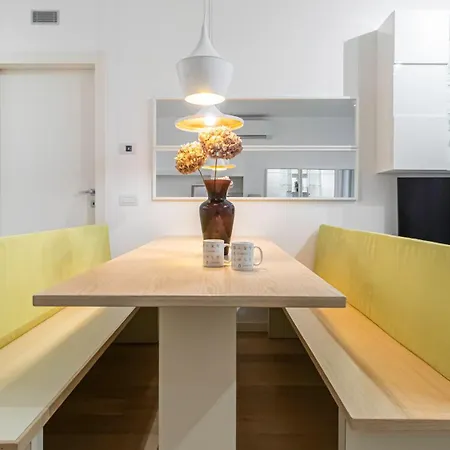 Italianway Comfort - Compagnoni 12 - Mir... Milaan
