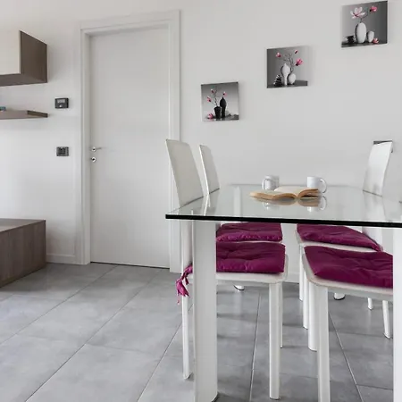 Italianway - Meda 27 B Апартаменты