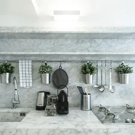 Charming Near Duomo Appartement *