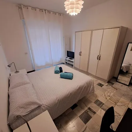 Comfortable And Spacious In Lägenhet