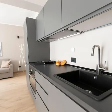Appartement Ihost Luxury -free Parking- Plana 8 Milaan