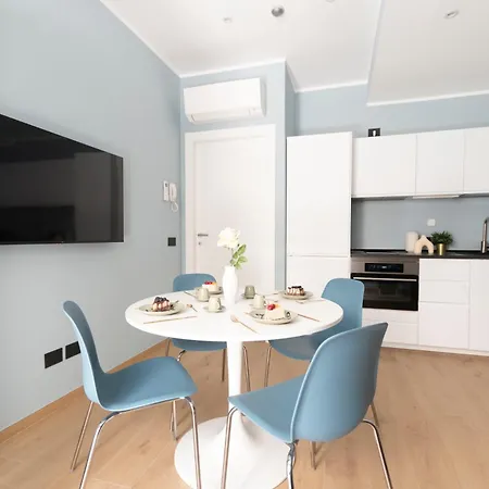 Ihost Luxury -free Parking- Plana 7 Apartment
