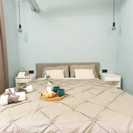 Ihost Luxury -free Parking- Plana 7 * Mailand
