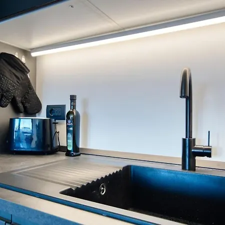 Apartment Italianflat - Canal Couture, Navigli Luxury Retreat Milan