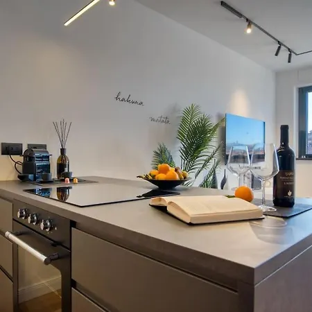 Italianflat - Canal Couture, Navigli Luxury Retreat *