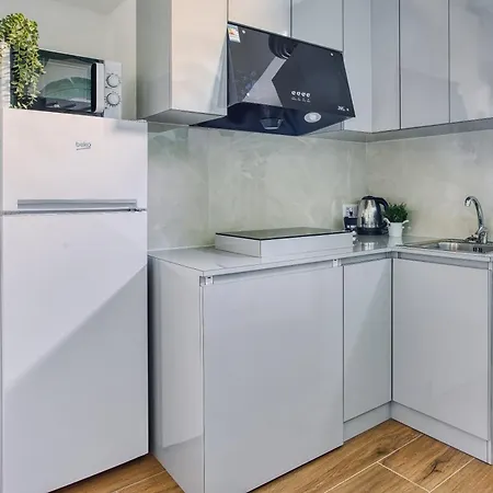 Appartement Rosmini13; Lil Gem In Sempione District