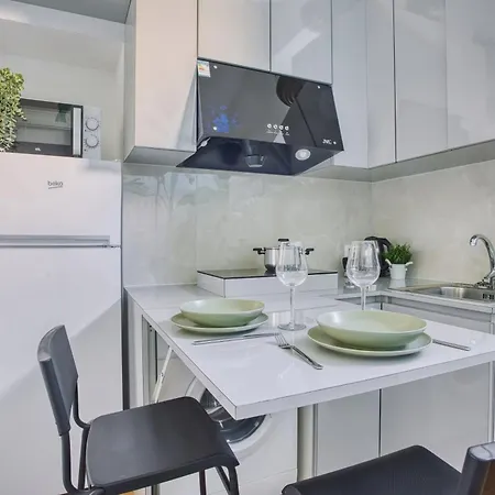 Appartement Rosmini13; Lil Gem In Sempione District *