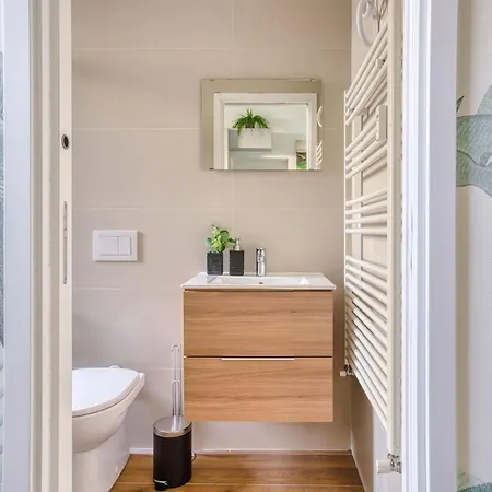 Rosmini13; Lil Gem In Sempione District Appartement