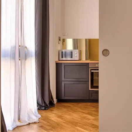 Charming In Tortona Navigli District Apartamento