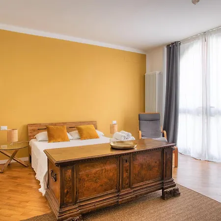 Apartment Charming In Tortona Navigli District Milan