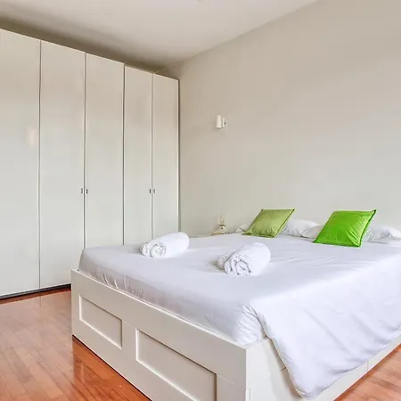 Balilla30; Spacious 2 Bedroom Next To Center 밀라노