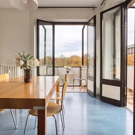 아파트 Balilla30; Spacious 2 Bedroom Next To Center *