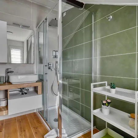 Ami's Terrace - New Gem In Citylife District