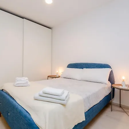 Mini Loft Linate Airport And Blu Metro Apartment