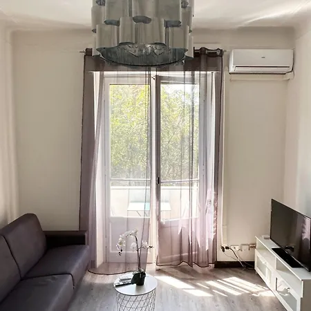 Bwr - Beautiful Near Navigli Apartment Milan