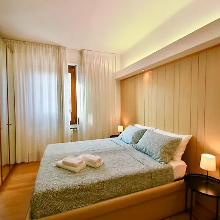 Apartment The Metropolitan Cozy Near Duomo + Wifi *