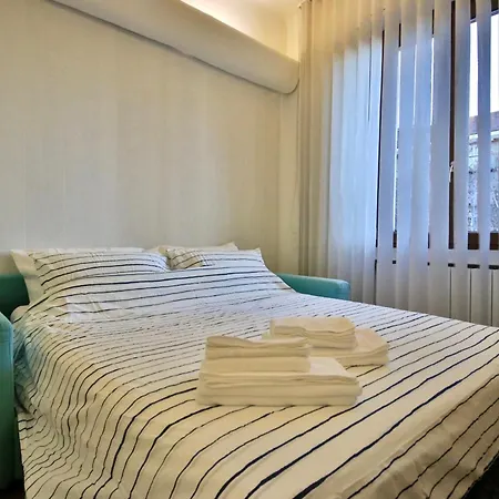 The Metropolitan Cozy Near Duomo + Wifi Apartment