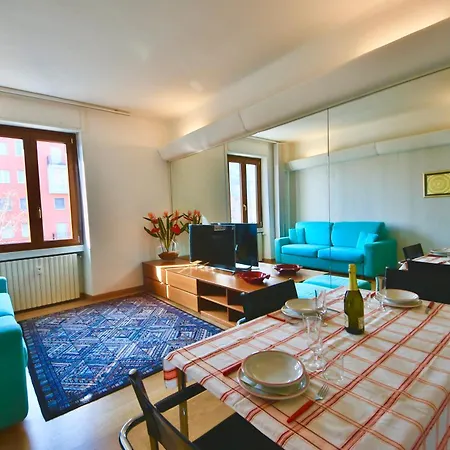 Apartment The Metropolitan Cozy Near Duomo + Wifi *