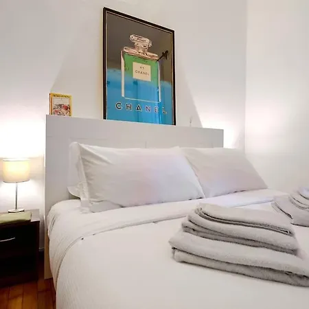 Isola Suite-hosted By Sweetstay Milan