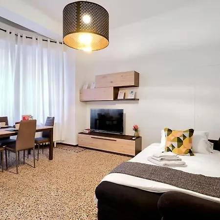 Isola Suite-hosted By Sweetstay *