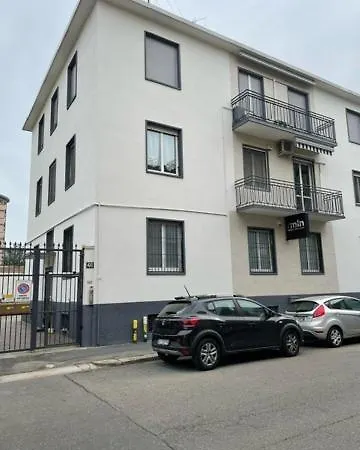Citta Vicino Metro Apartment *