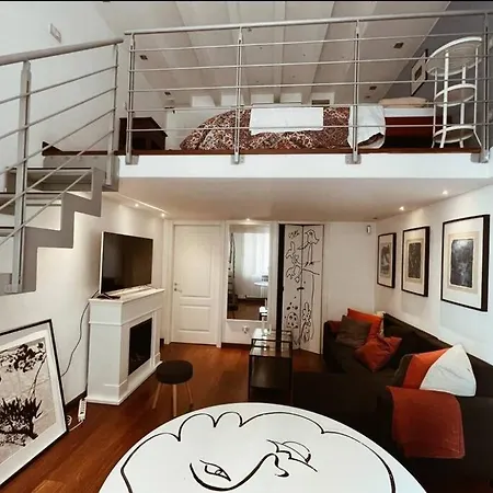 Serafino House - 15 Min Walk To Duomo Apartamento